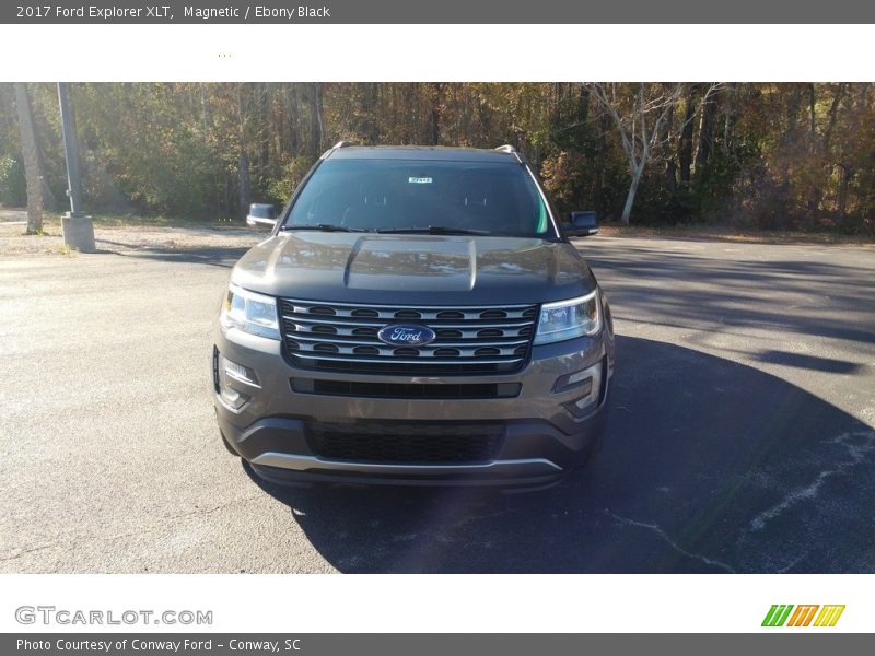 Magnetic / Ebony Black 2017 Ford Explorer XLT