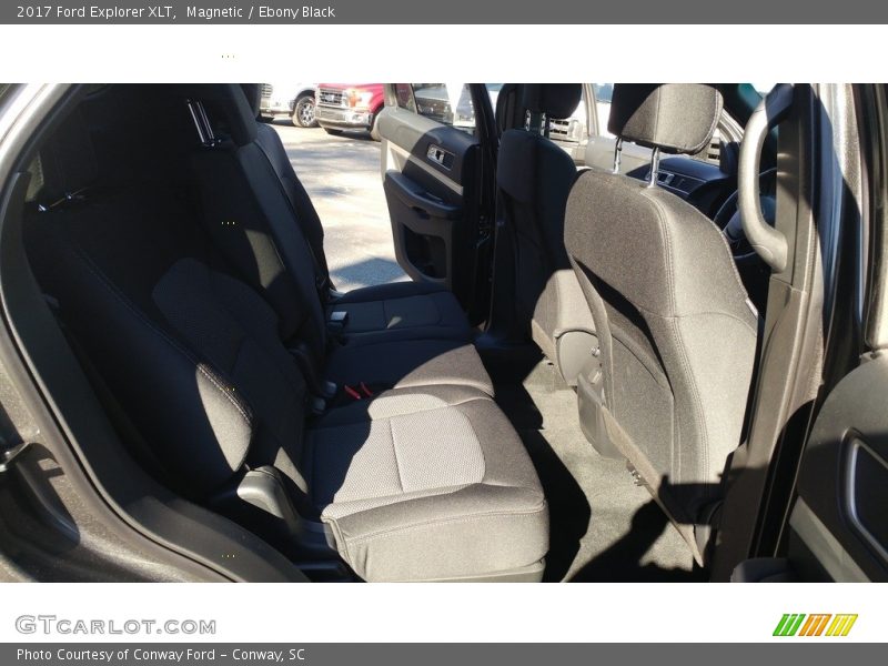 Magnetic / Ebony Black 2017 Ford Explorer XLT