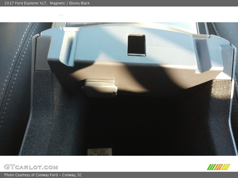 Magnetic / Ebony Black 2017 Ford Explorer XLT