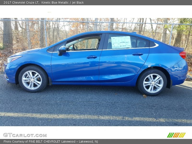 Kinetic Blue Metallic / Jet Black 2017 Chevrolet Cruze LT