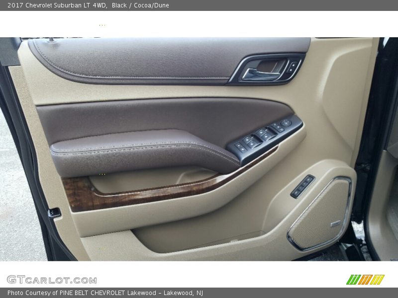 Black / Cocoa/Dune 2017 Chevrolet Suburban LT 4WD