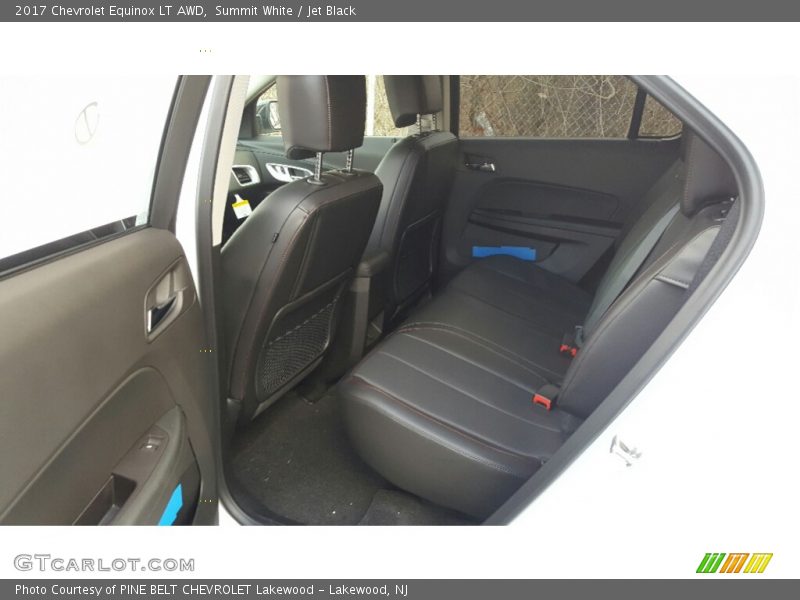 Summit White / Jet Black 2017 Chevrolet Equinox LT AWD
