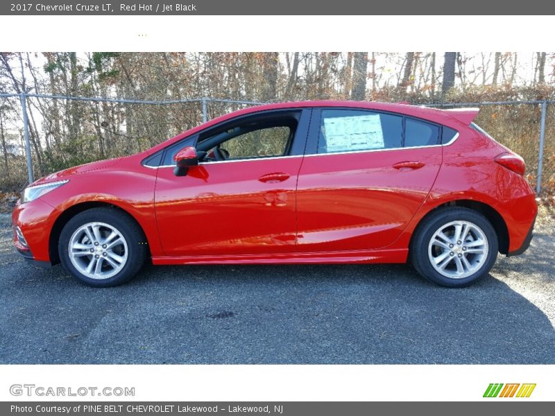 Red Hot / Jet Black 2017 Chevrolet Cruze LT