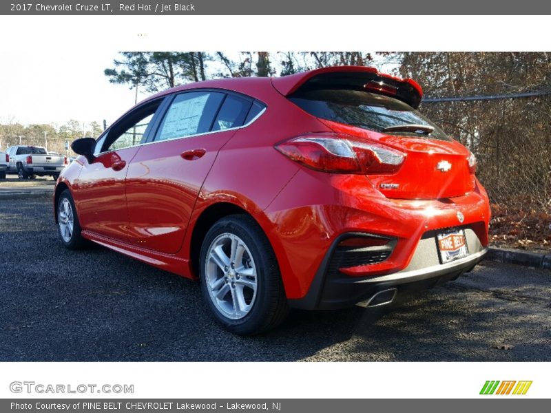 Red Hot / Jet Black 2017 Chevrolet Cruze LT