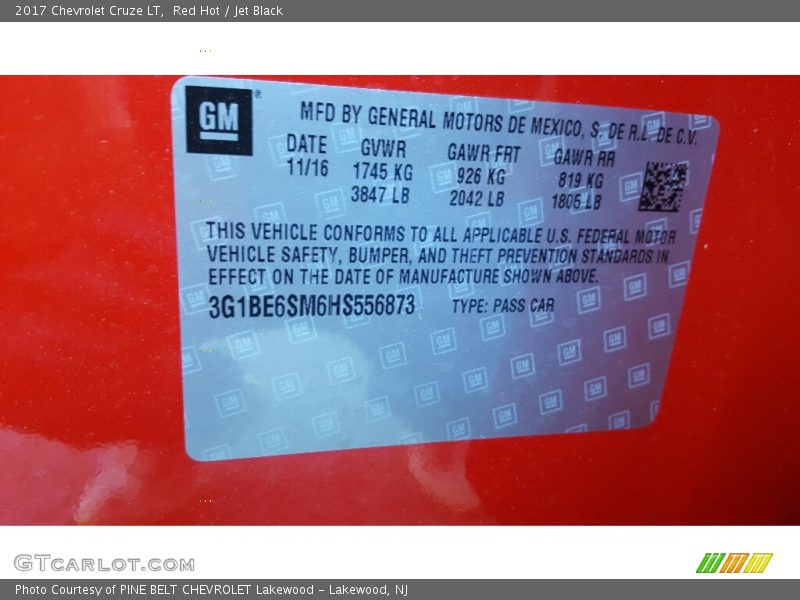 Red Hot / Jet Black 2017 Chevrolet Cruze LT