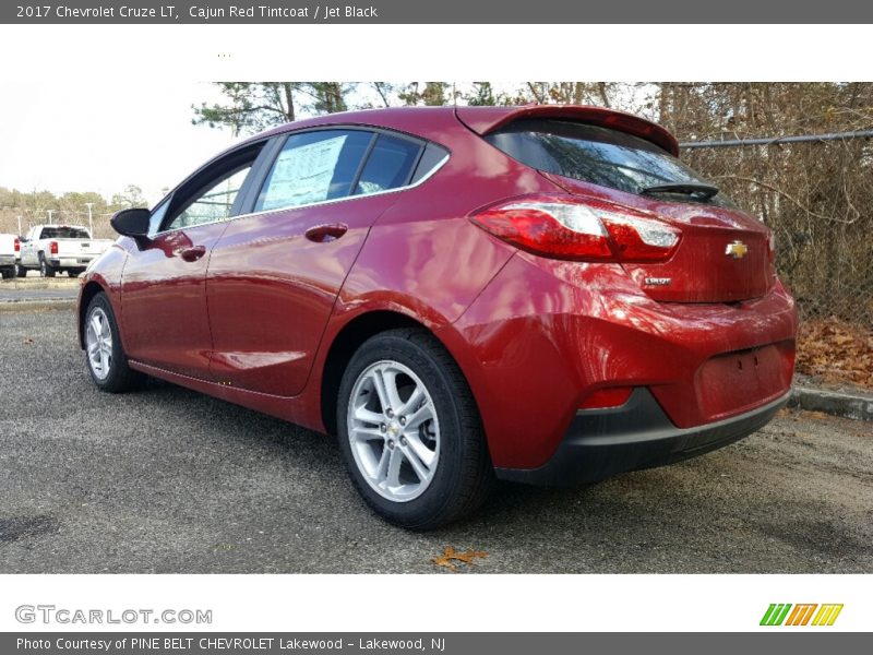 Cajun Red Tintcoat / Jet Black 2017 Chevrolet Cruze LT