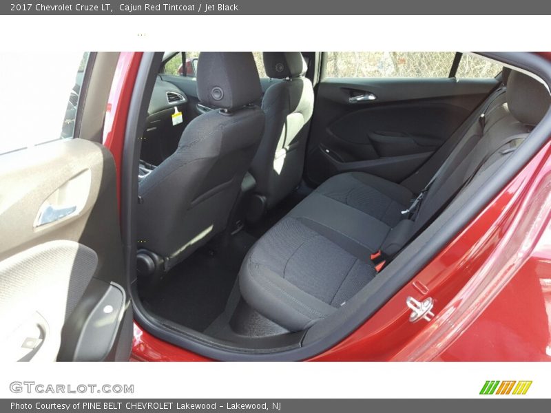 Cajun Red Tintcoat / Jet Black 2017 Chevrolet Cruze LT