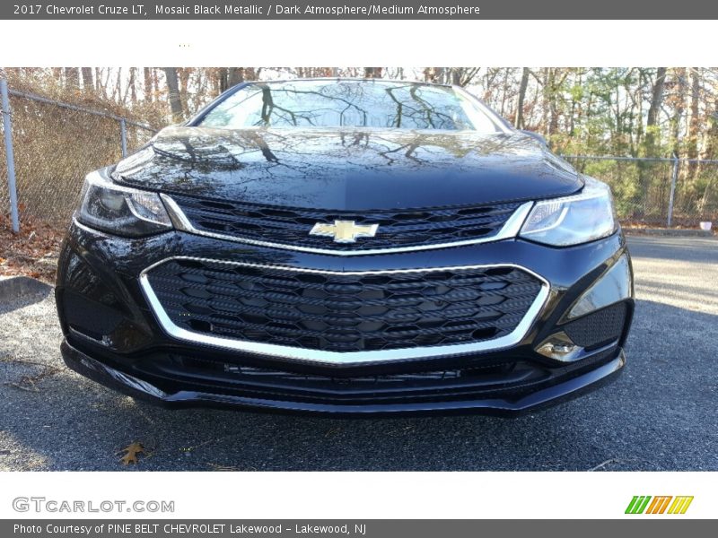 Mosaic Black Metallic / Dark Atmosphere/Medium Atmosphere 2017 Chevrolet Cruze LT