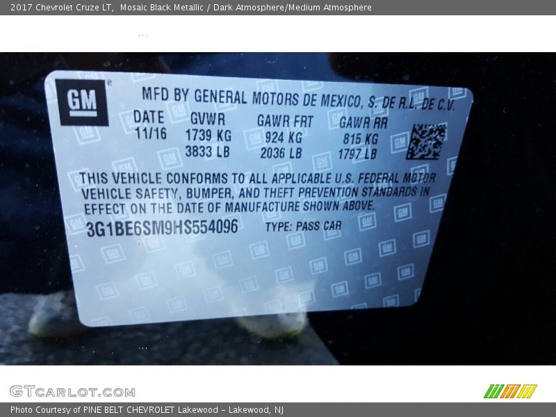 Mosaic Black Metallic / Dark Atmosphere/Medium Atmosphere 2017 Chevrolet Cruze LT