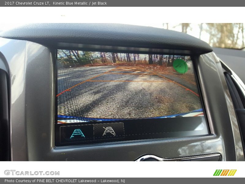 Kinetic Blue Metallic / Jet Black 2017 Chevrolet Cruze LT
