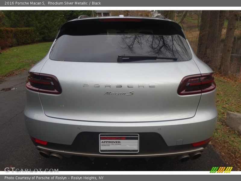 Rhodium Silver Metallic / Black 2016 Porsche Macan S