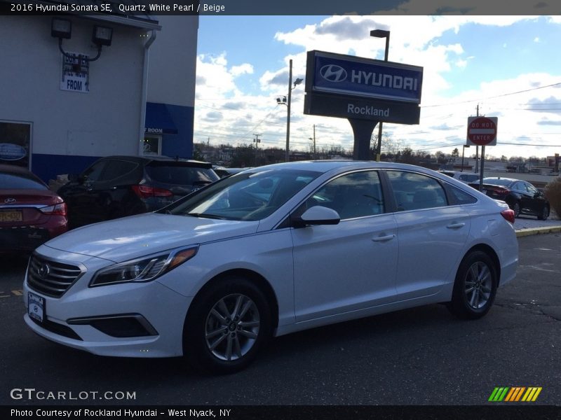 Quartz White Pearl / Beige 2016 Hyundai Sonata SE
