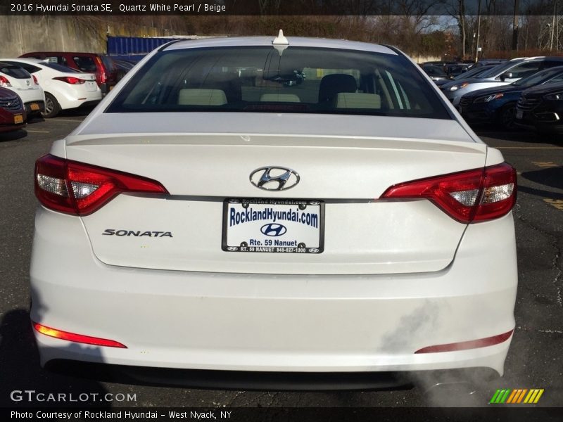 Quartz White Pearl / Beige 2016 Hyundai Sonata SE
