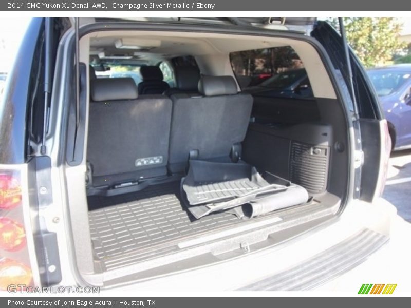 Champagne Silver Metallic / Ebony 2014 GMC Yukon XL Denali AWD