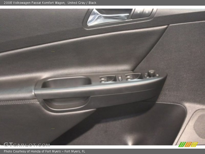 United Gray / Black 2008 Volkswagen Passat Komfort Wagon