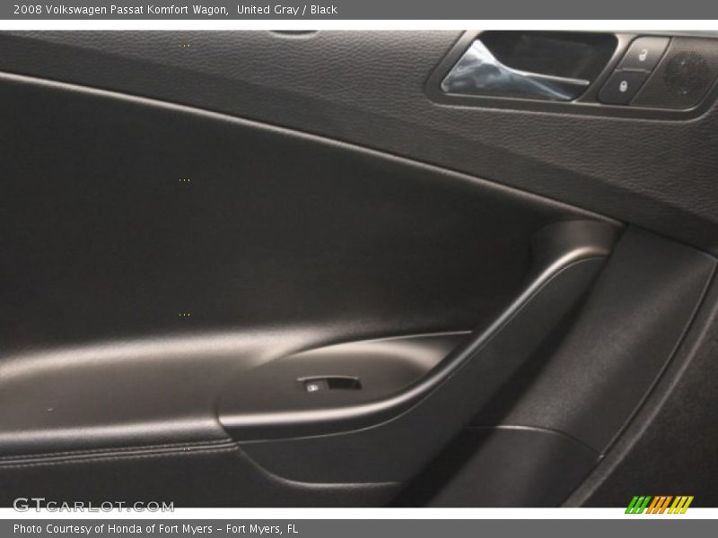 United Gray / Black 2008 Volkswagen Passat Komfort Wagon