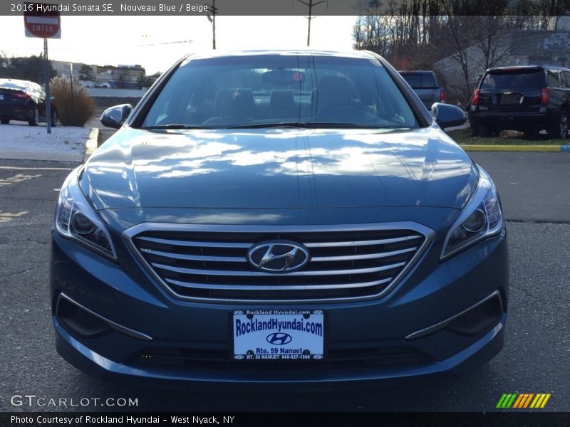 Nouveau Blue / Beige 2016 Hyundai Sonata SE