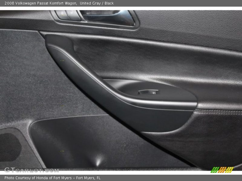 United Gray / Black 2008 Volkswagen Passat Komfort Wagon