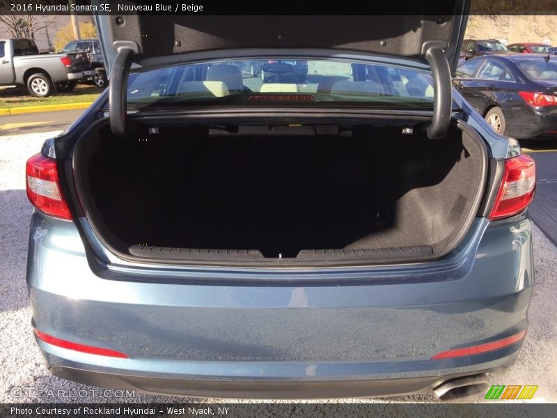 Nouveau Blue / Beige 2016 Hyundai Sonata SE