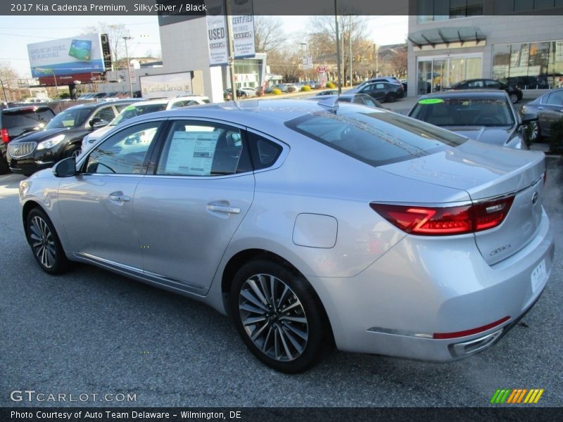 Silky Silver / Black 2017 Kia Cadenza Premium