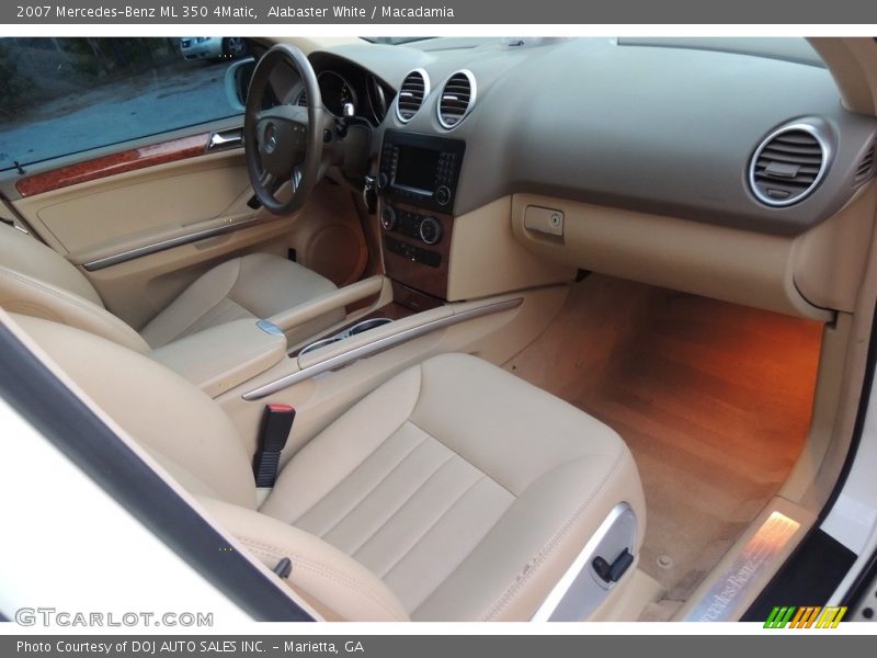 Alabaster White / Macadamia 2007 Mercedes-Benz ML 350 4Matic