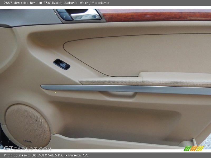 Alabaster White / Macadamia 2007 Mercedes-Benz ML 350 4Matic