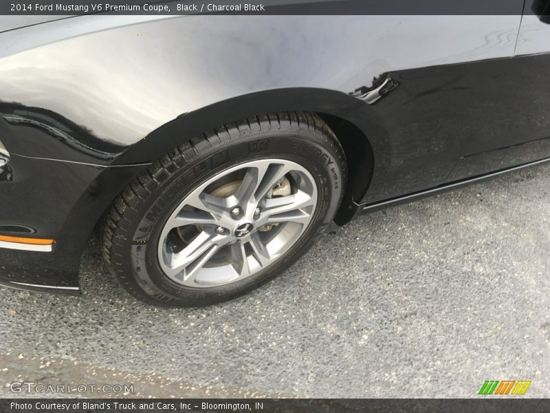 Black / Charcoal Black 2014 Ford Mustang V6 Premium Coupe