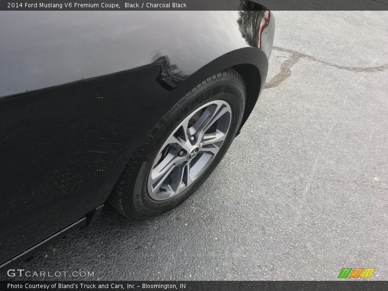 Black / Charcoal Black 2014 Ford Mustang V6 Premium Coupe