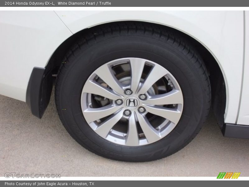 White Diamond Pearl / Truffle 2014 Honda Odyssey EX-L