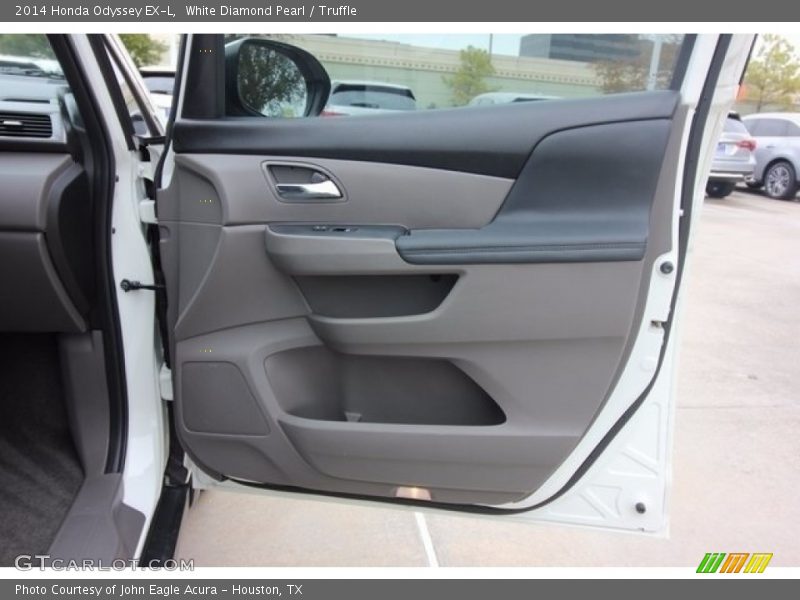 White Diamond Pearl / Truffle 2014 Honda Odyssey EX-L