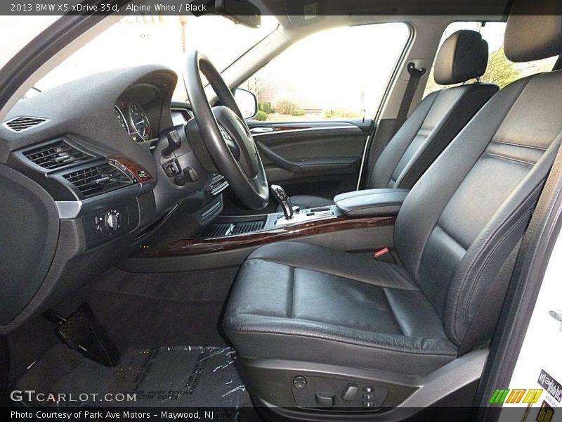 Alpine White / Black 2013 BMW X5 xDrive 35d