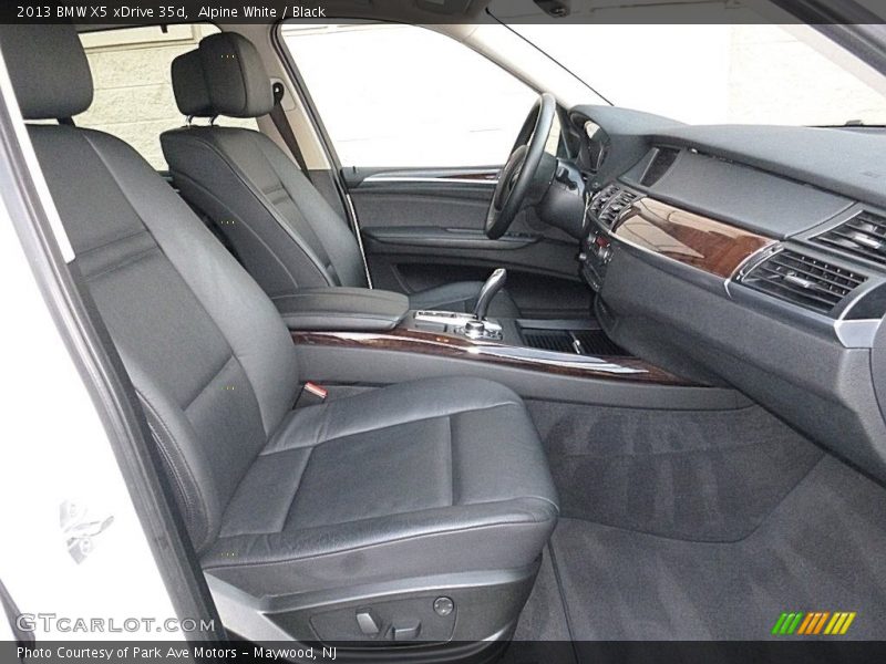 Alpine White / Black 2013 BMW X5 xDrive 35d