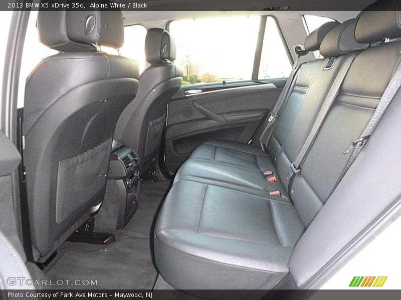Alpine White / Black 2013 BMW X5 xDrive 35d
