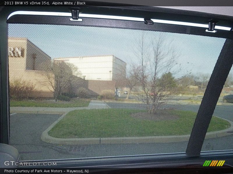Alpine White / Black 2013 BMW X5 xDrive 35d