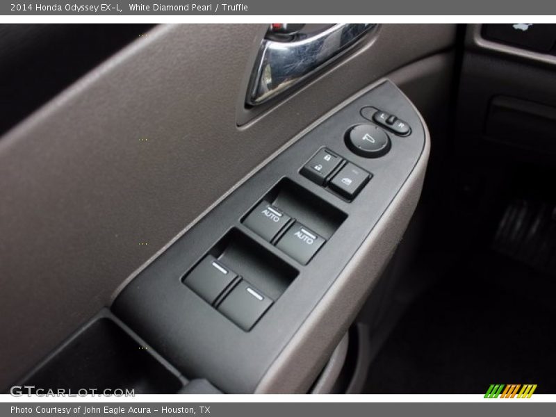 White Diamond Pearl / Truffle 2014 Honda Odyssey EX-L