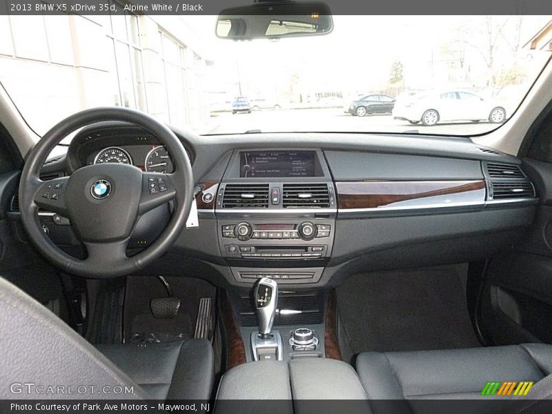 Alpine White / Black 2013 BMW X5 xDrive 35d