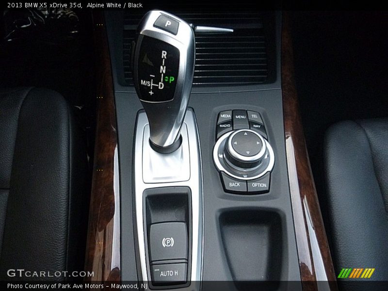 Alpine White / Black 2013 BMW X5 xDrive 35d
