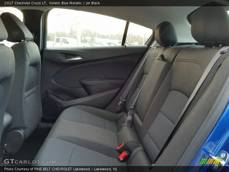 Kinetic Blue Metallic / Jet Black 2017 Chevrolet Cruze LT