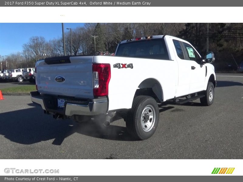 Oxford White / Medium Earth Gray 2017 Ford F350 Super Duty XL SuperCab 4x4