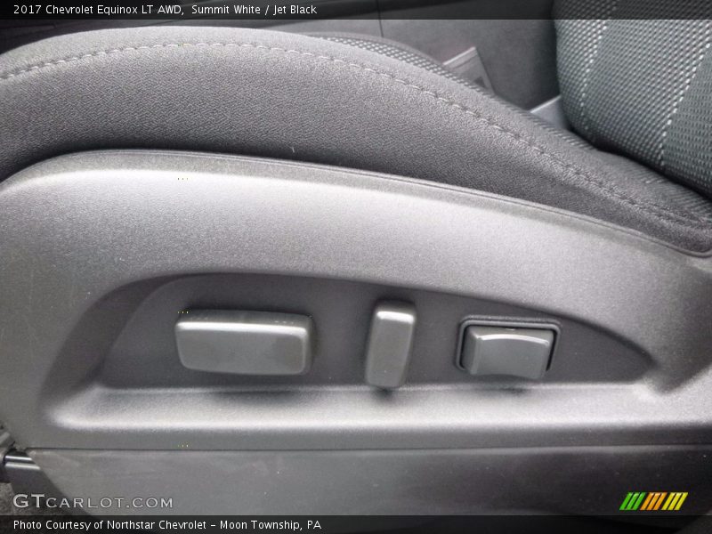 Summit White / Jet Black 2017 Chevrolet Equinox LT AWD