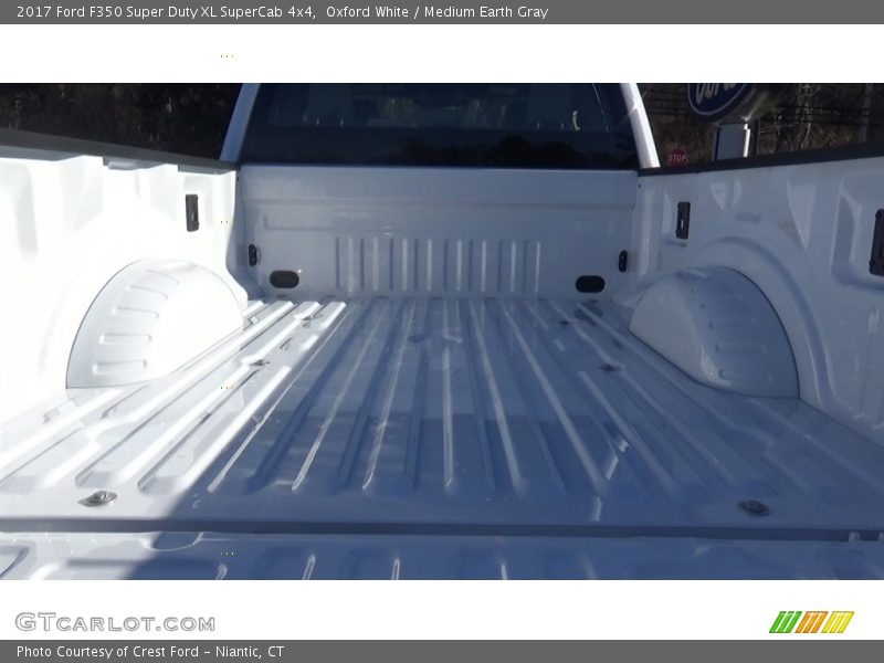 Oxford White / Medium Earth Gray 2017 Ford F350 Super Duty XL SuperCab 4x4