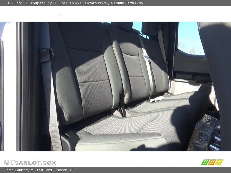 Oxford White / Medium Earth Gray 2017 Ford F350 Super Duty XL SuperCab 4x4