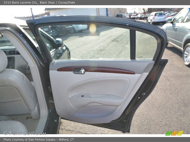Black Onyx / Cocoa/Shale 2010 Buick Lucerne CXL