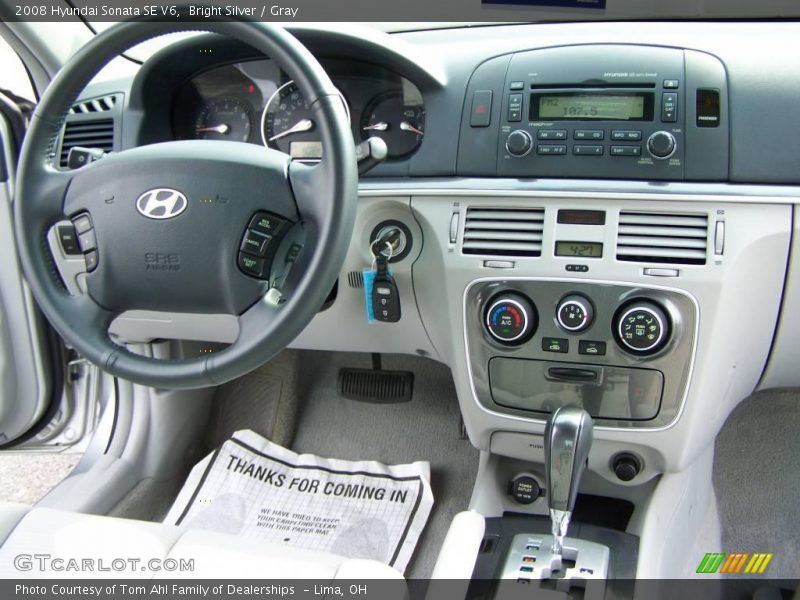 Bright Silver / Gray 2008 Hyundai Sonata SE V6