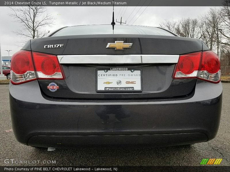 Tungsten Metallic / Jet Black/Medium Titanium 2014 Chevrolet Cruze LS