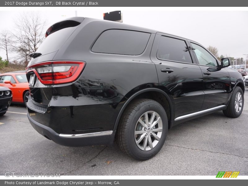 DB Black Crystal / Black 2017 Dodge Durango SXT
