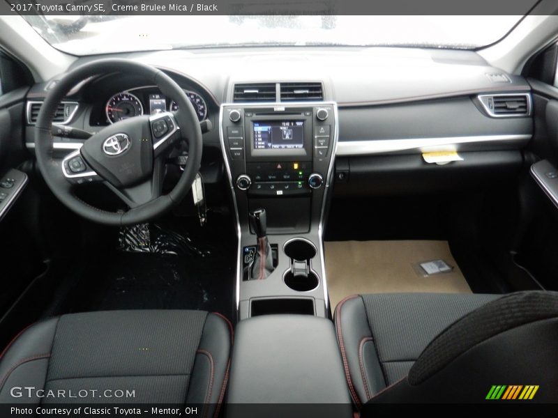 Creme Brulee Mica / Black 2017 Toyota Camry SE