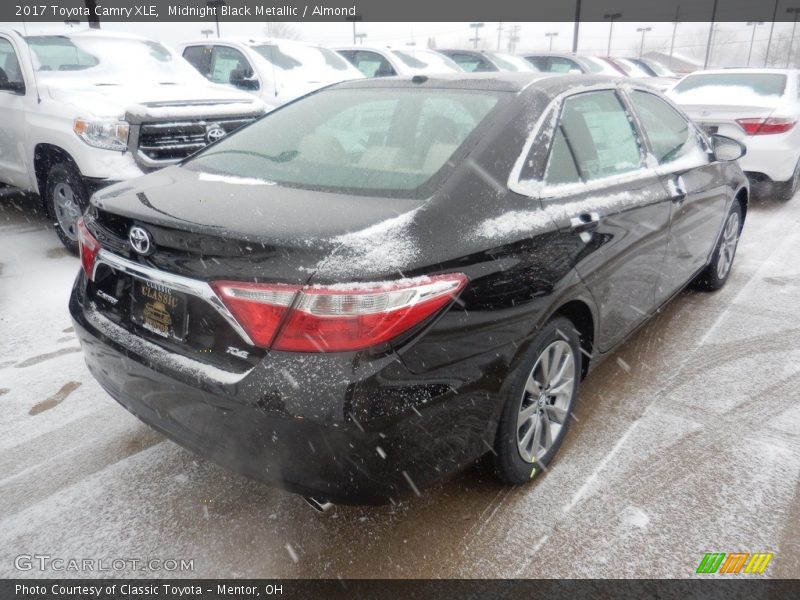 Midnight Black Metallic / Almond 2017 Toyota Camry XLE