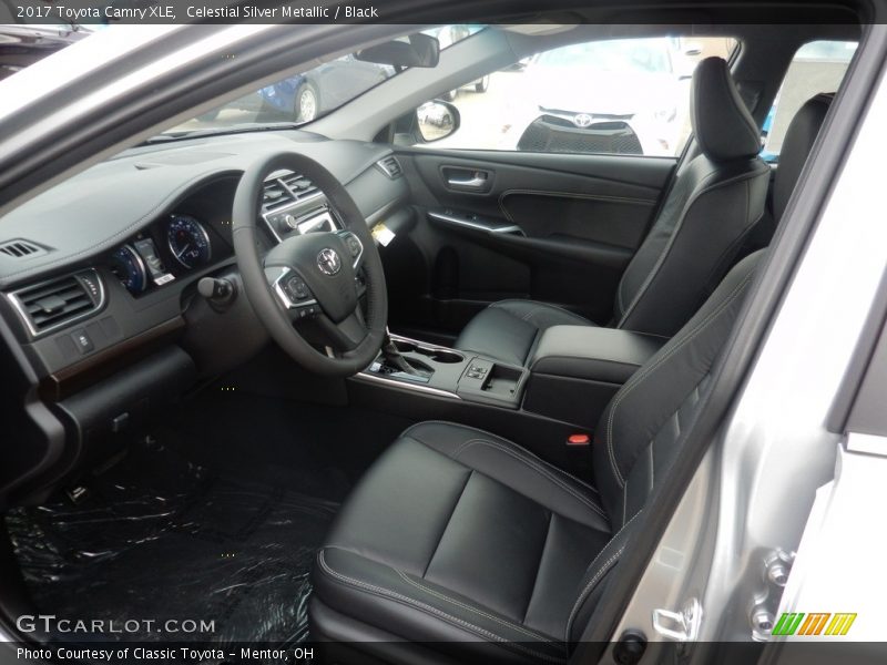 Celestial Silver Metallic / Black 2017 Toyota Camry XLE