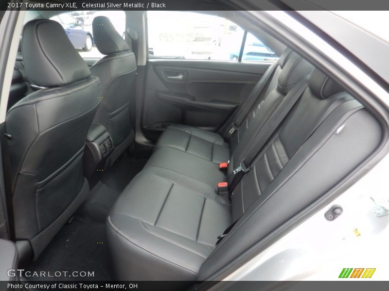 Celestial Silver Metallic / Black 2017 Toyota Camry XLE